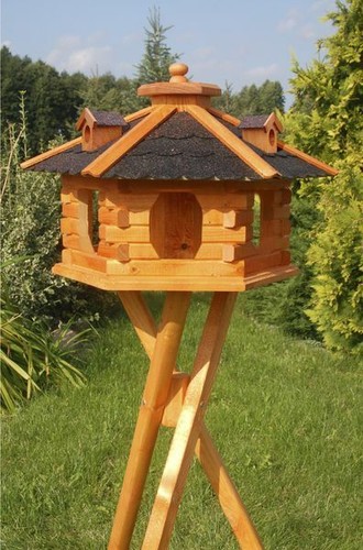 Casa per uccelli con - per,